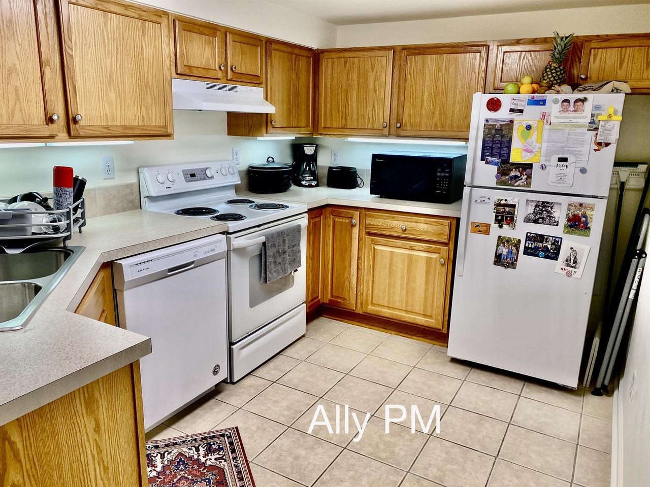 925 Henry Avenue #1 - Photo 4 of 22