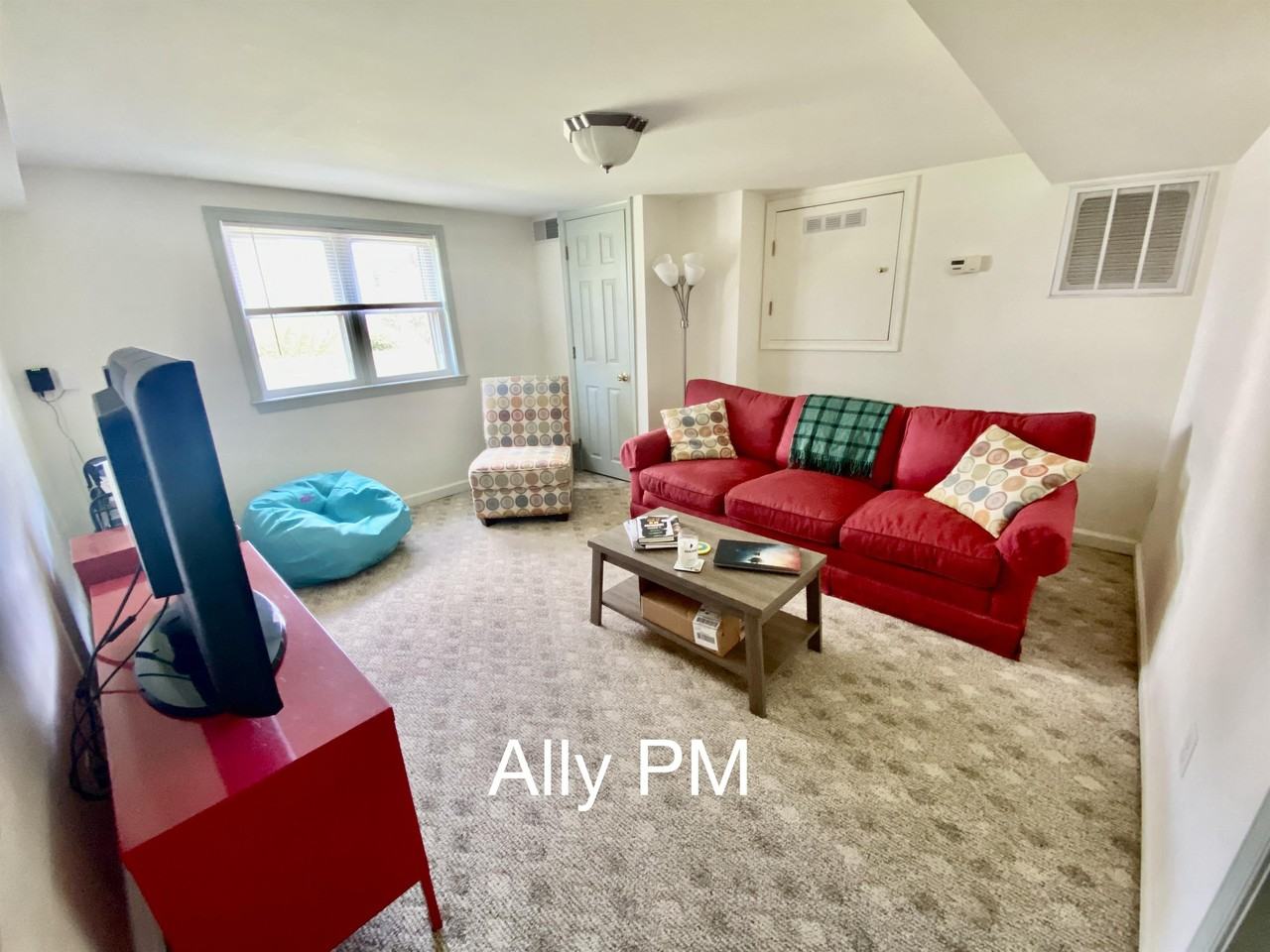 925 Henry Avenue #1 - Photo 7 of 22