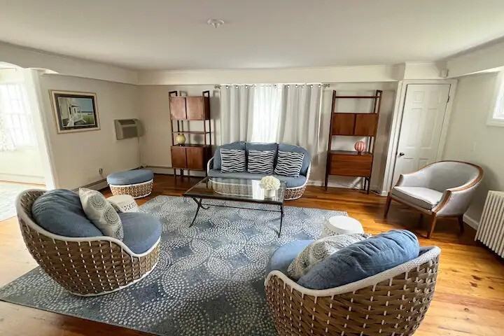 437 Hulls Farm Rd - Photo 4 of 14