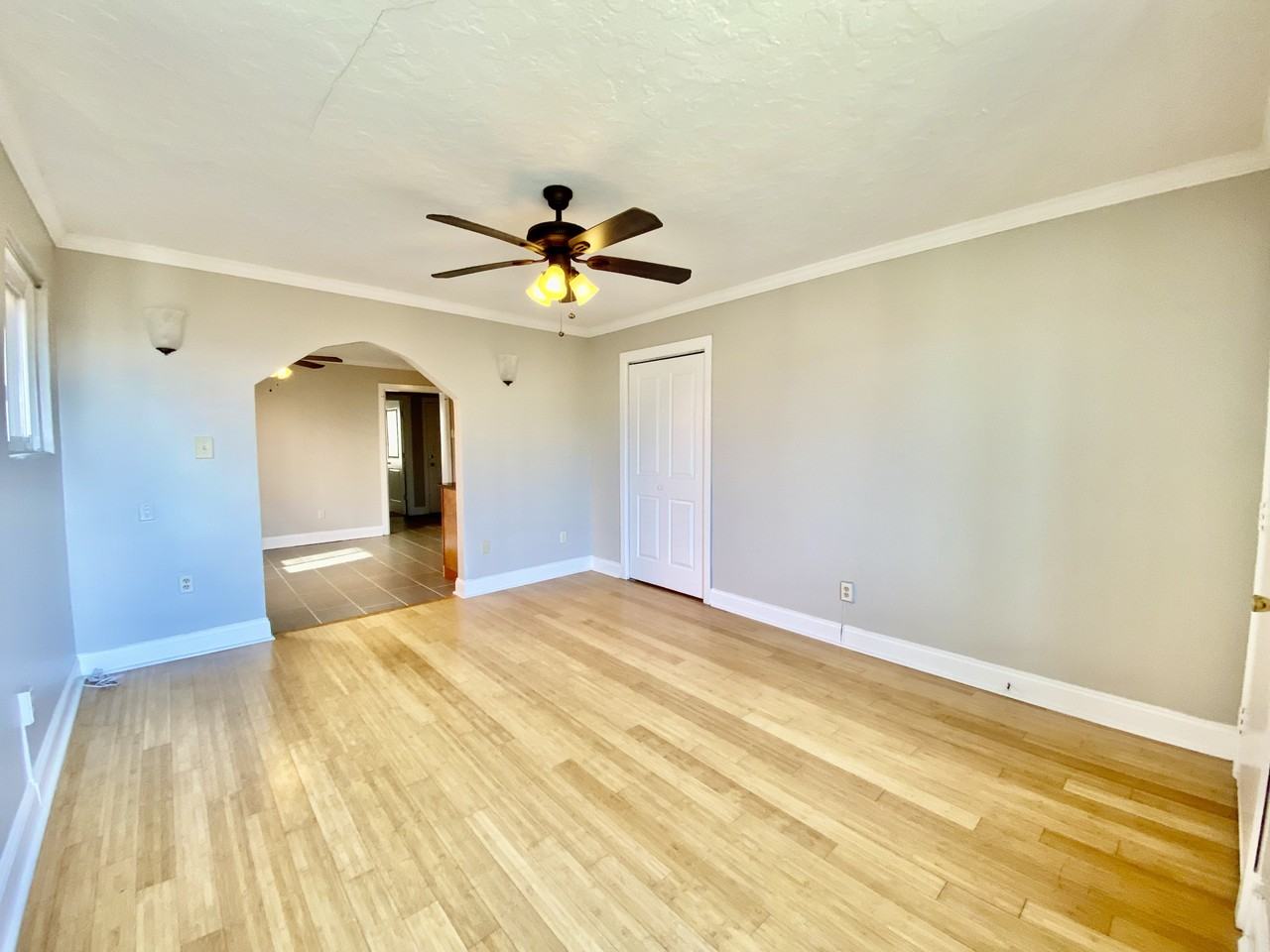 1524 1524 MCFARLAND ROADAPT 5 #5 - Photo 3 of 8