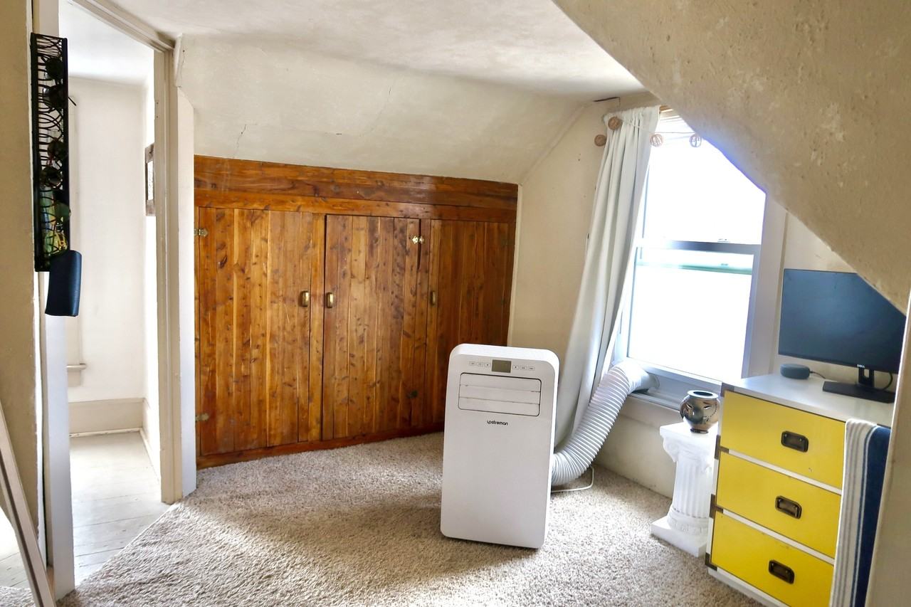 215GroveStreet #1 - Photo 5 of 16