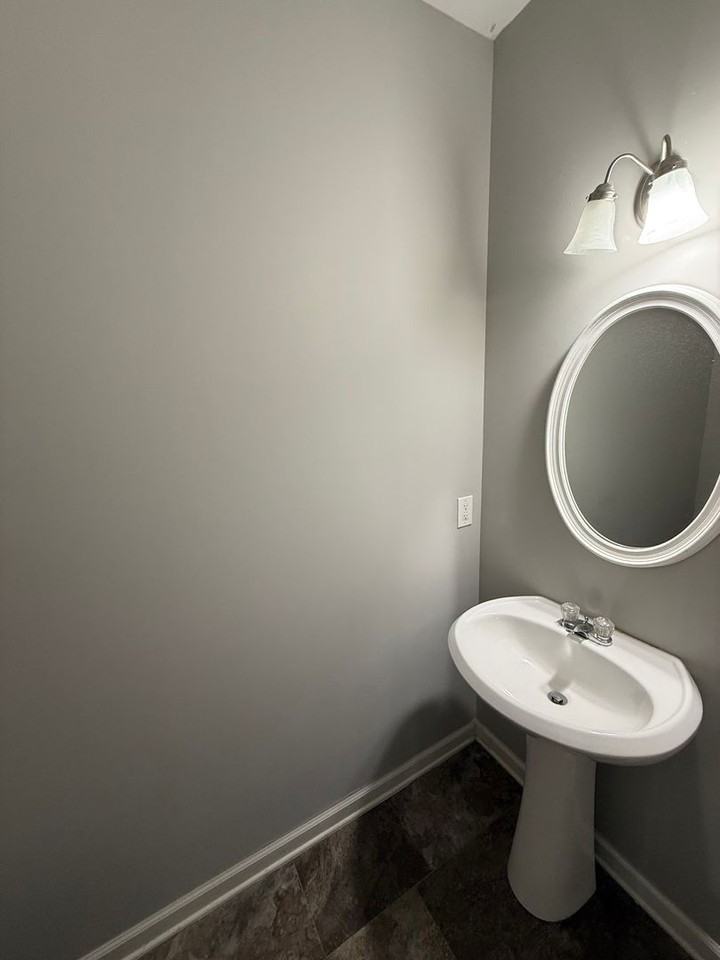 141 Mill Pond Xing - Photo 5 of 17