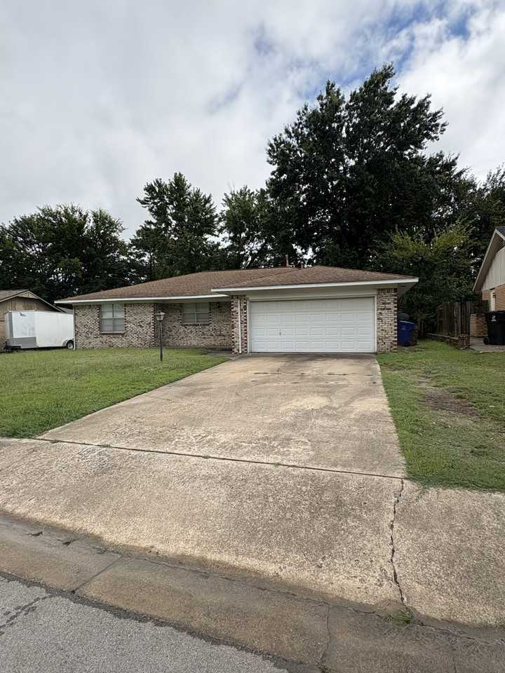 507 West Gary Street #1 - Photo 2 of 24