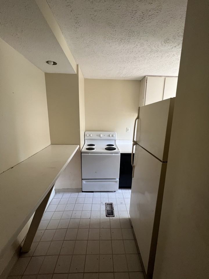 409 Forest Avenue #A - Photo 5 of 14