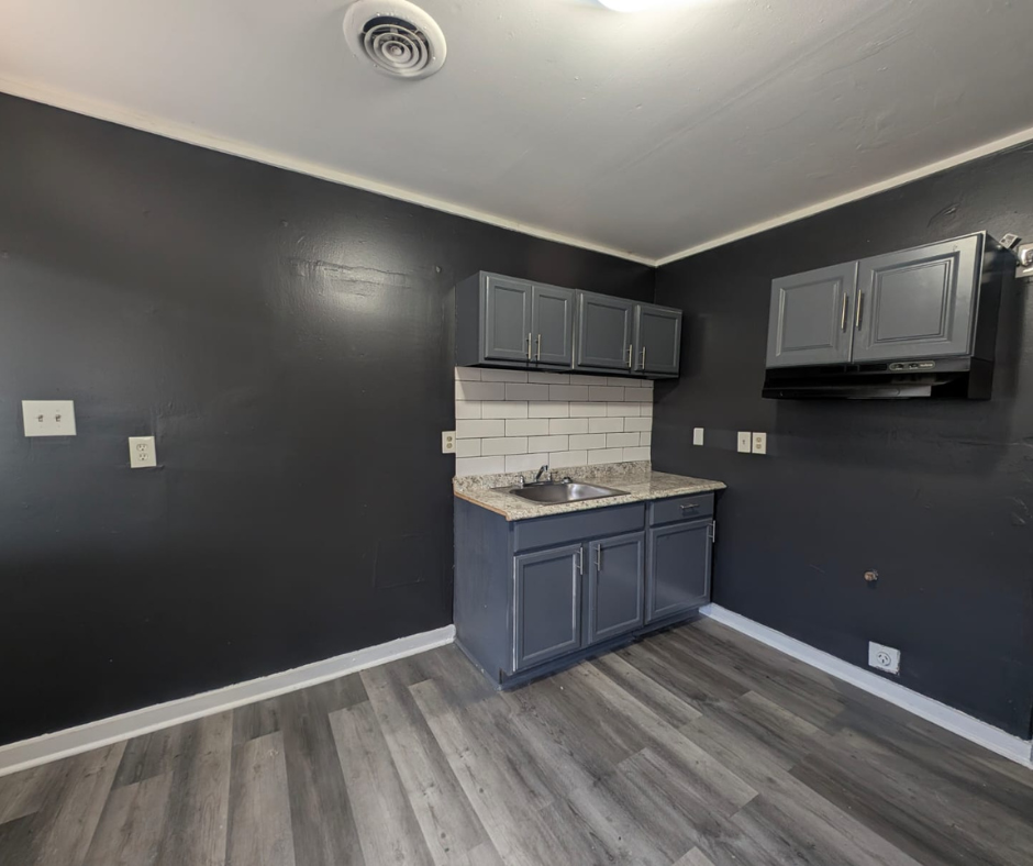 193 West Street #1 - Photo 7 of 8