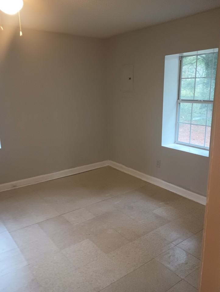 112 Cooksey Avenue #1 - Photo 5 of 18