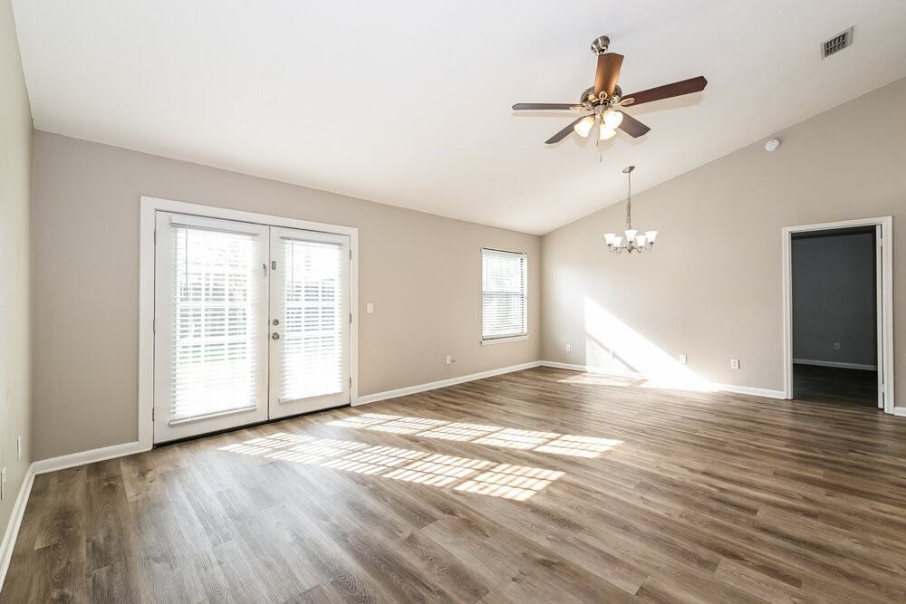 11548 Treasury Cir S - Photo 3 of 16