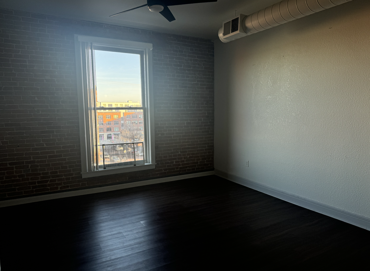 305 310 DelawareUnit 305 #305 - Photo 2 of 12