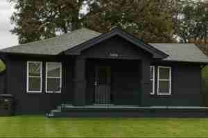 featured image of 1494 S Willett St #1