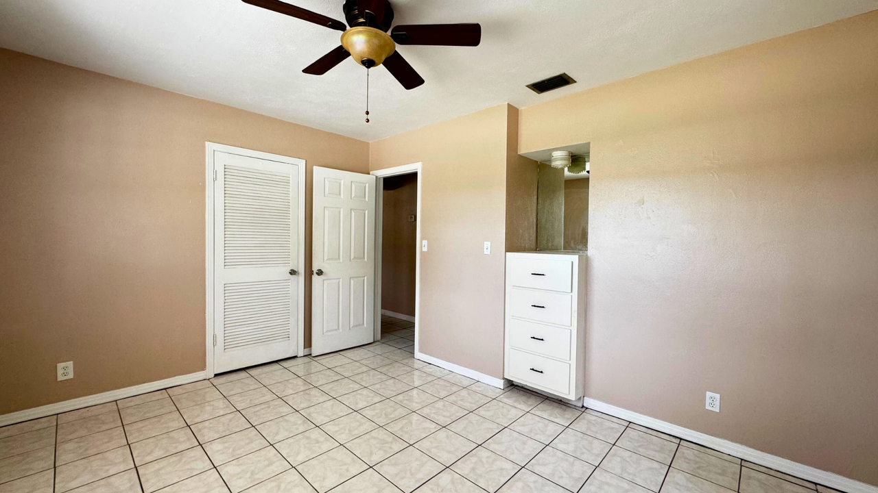 1924 Coronado Road #0 - Photo 7 of 32