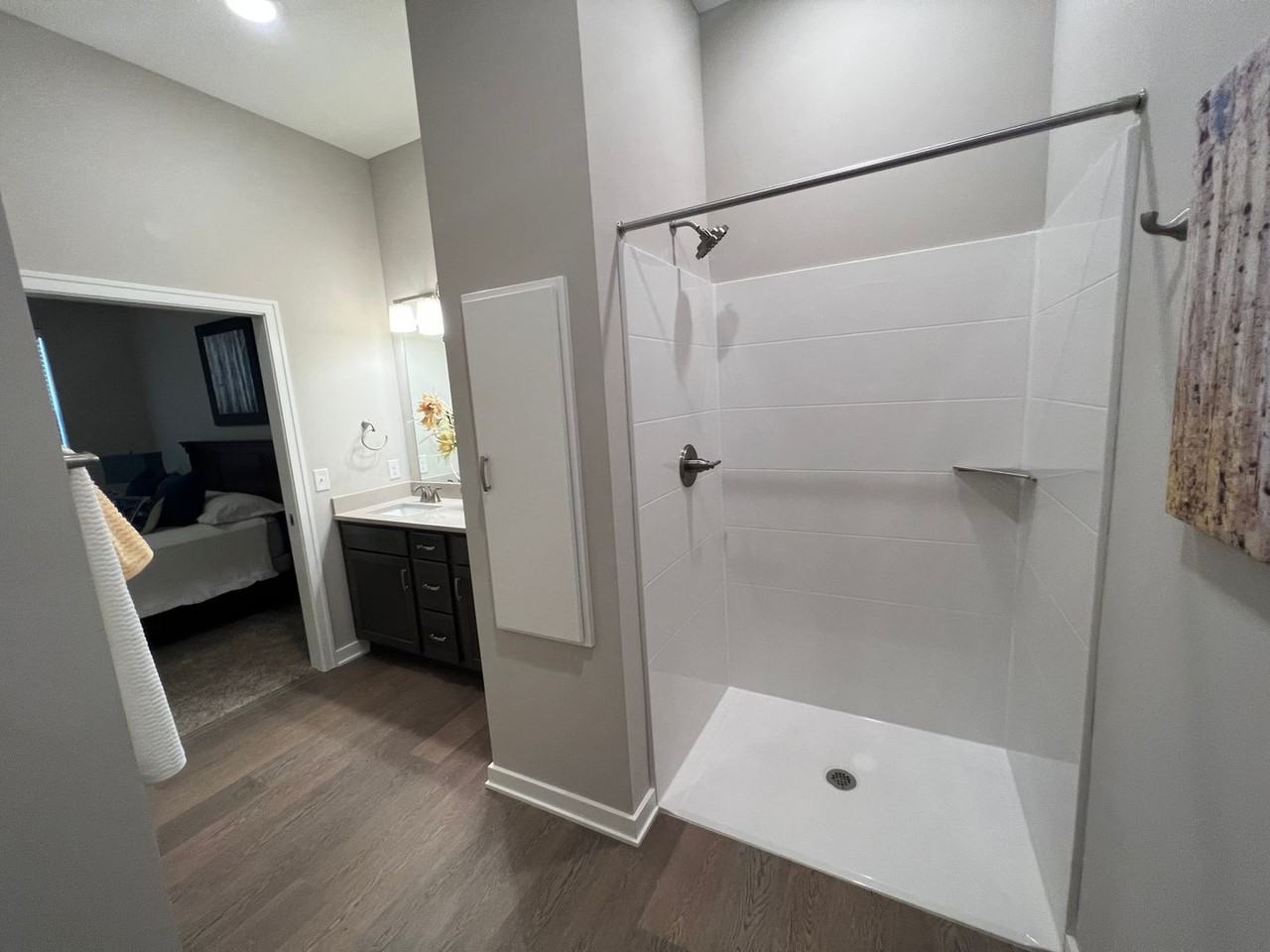 1725 Hillcrest Drive - Photo 7 of 10