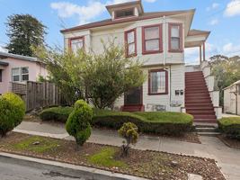 featured image of East 32nd Street