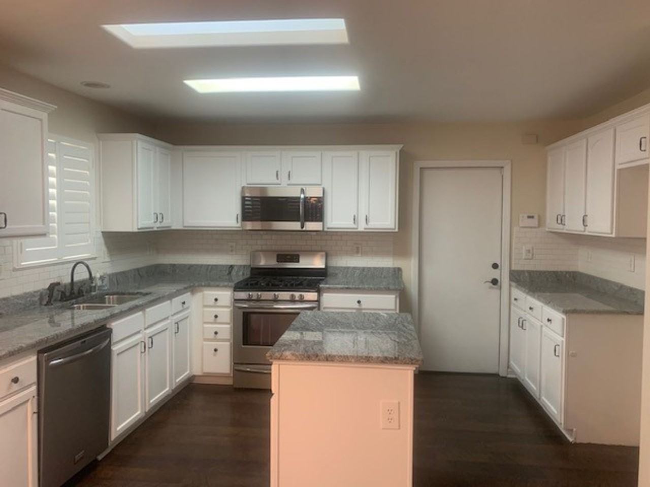 11119 Edna Valley Street - Photo 2 of 5
