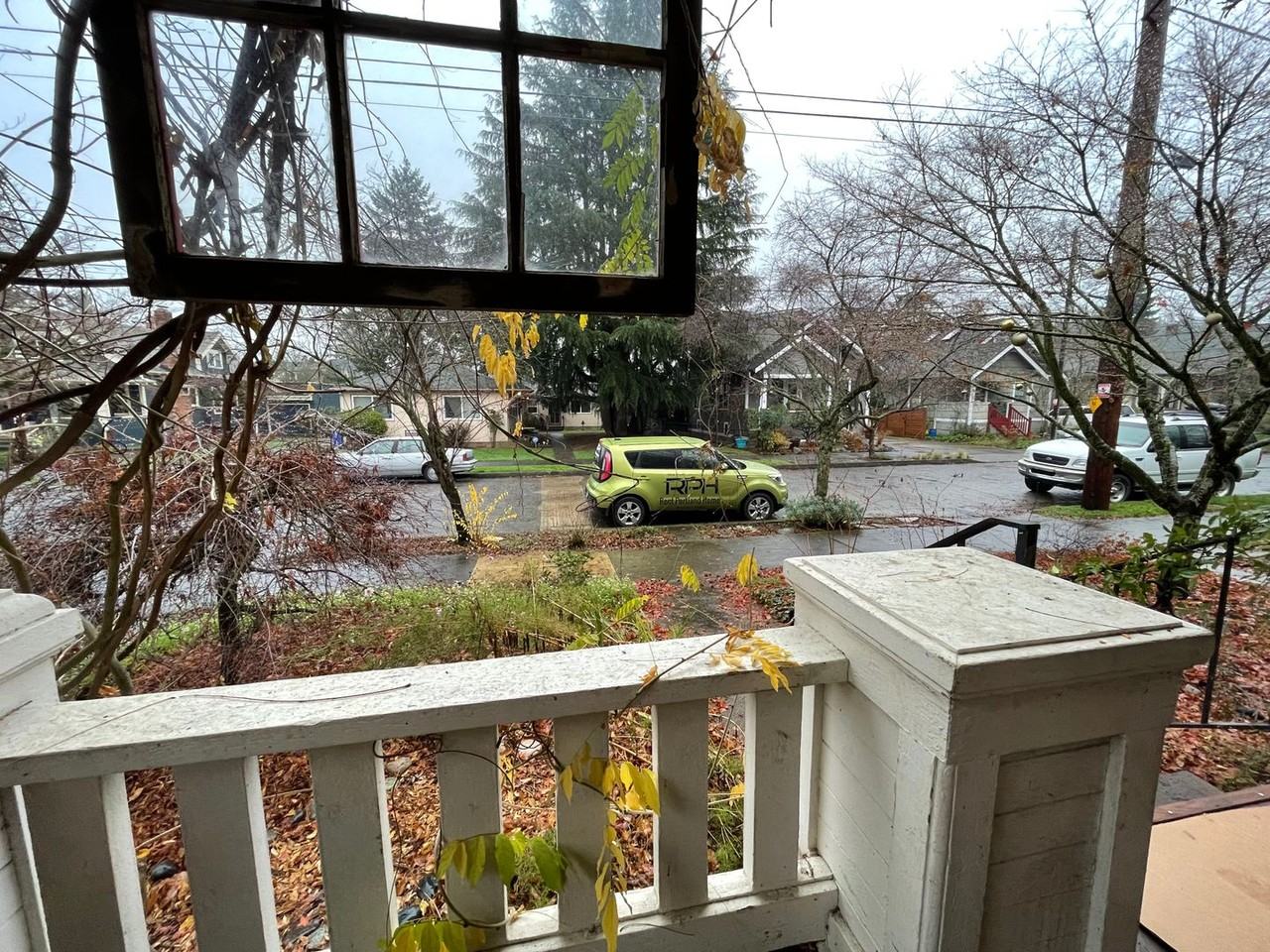 5329 Southeast 70th Avenue - Photo 5 of 39