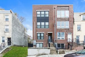 featured image of 2218 North Franklin Street