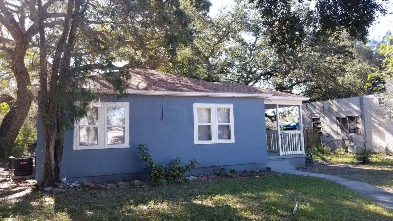 3060 21st Ave S Frnt - Photo 2 of 16