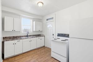 featured image of 498 N Champion Ave