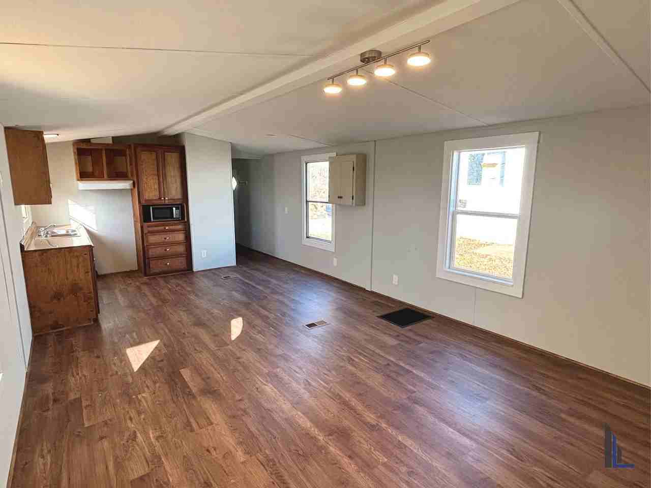 105 Cypress Street - Photo 2 of 12