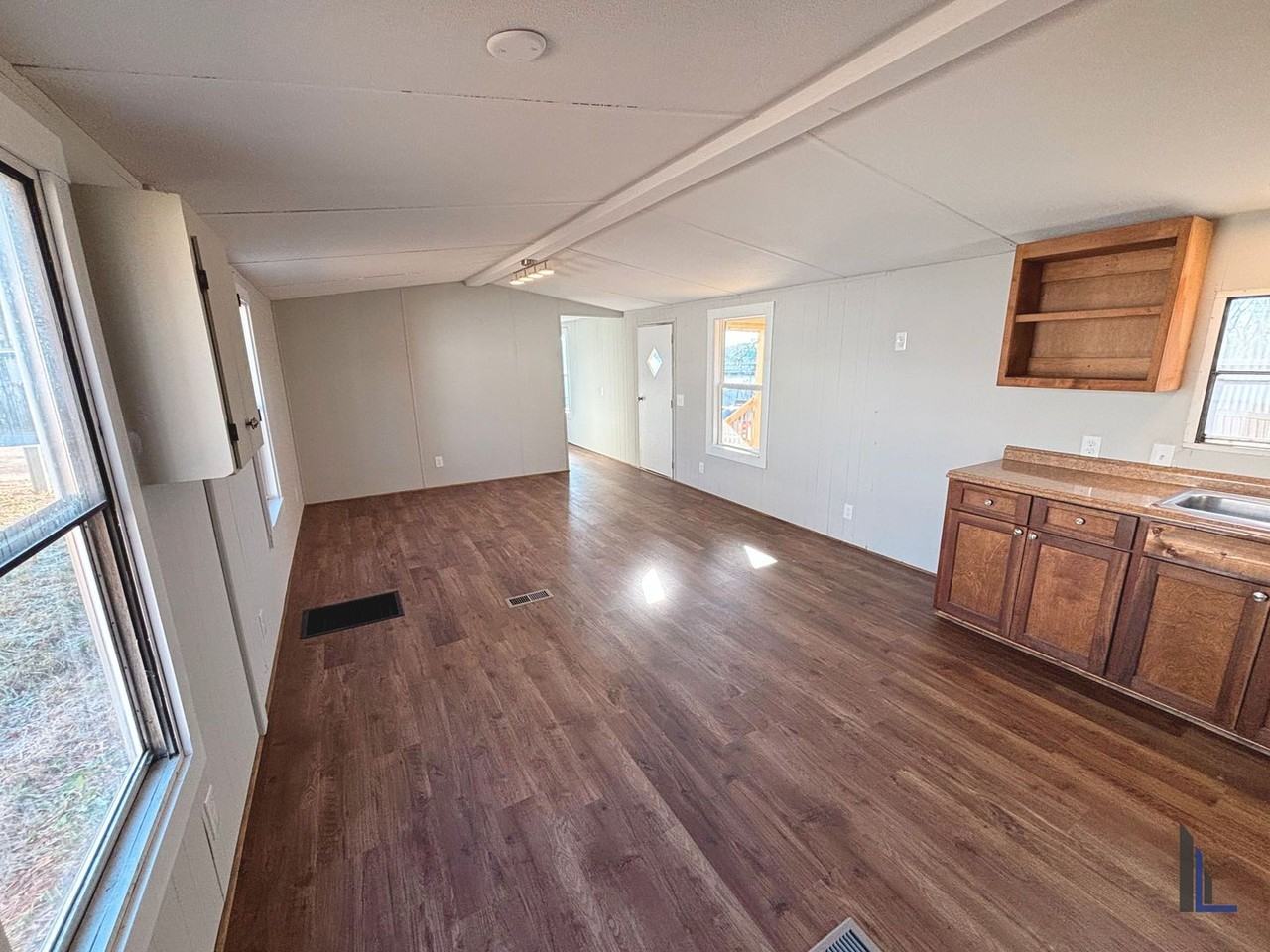 105 Cypress Street - Photo 3 of 12