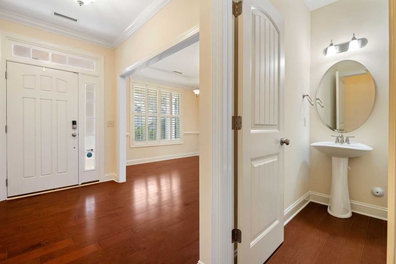 412 Hidden Stream Drive - Photo 5 of 34