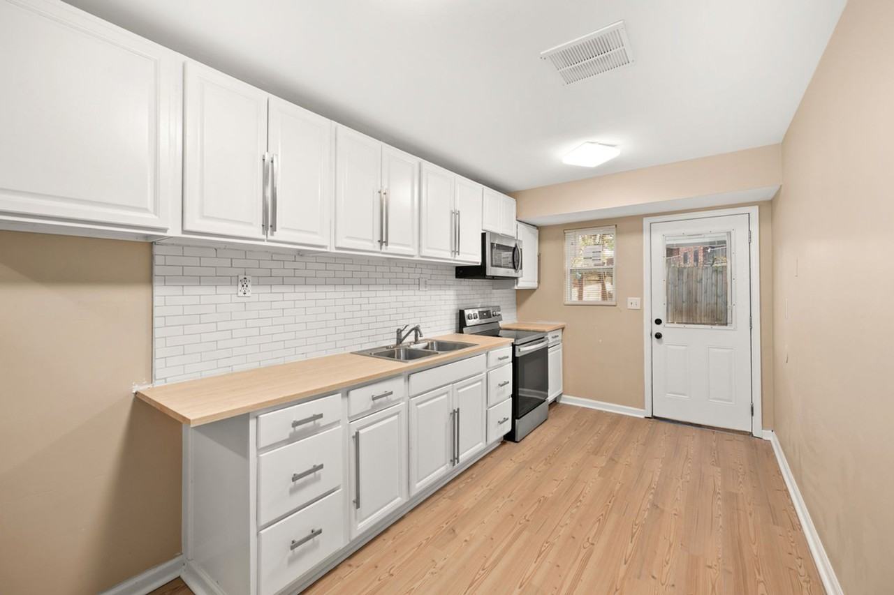 163 Spruance Road - Photo 6 of 28