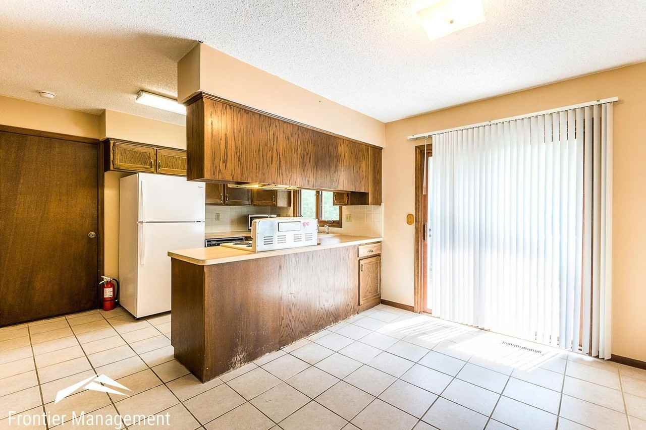 1909 Crescent Drive - Photo 7 of 15