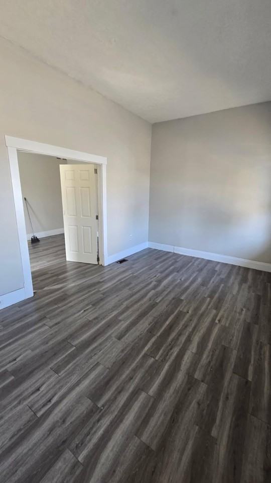 254 Pennsylvania Avenue #1 - Photo 2 of 9