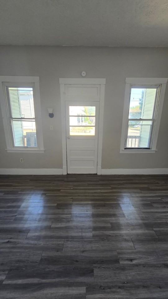 254 Pennsylvania Avenue #1 - Photo 5 of 9