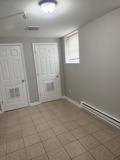 326 1/2 Laurel Ave - Photo 1 of 1