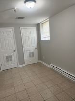 326 1/2 Laurel Ave - Photo 1 of 1