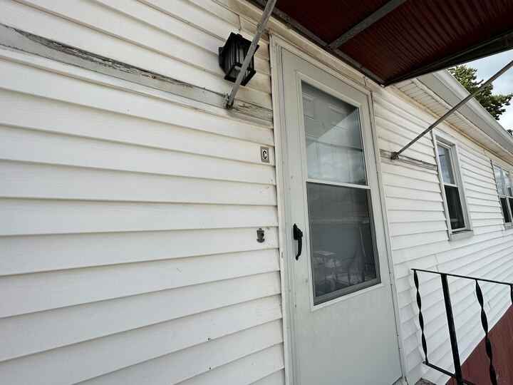 523 North High Street #C