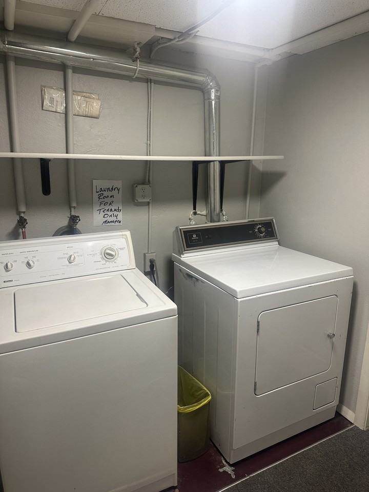 824 24th Street #1 - Photo 5 of 10