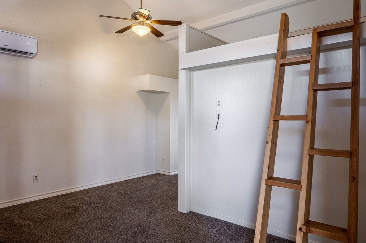 212 Miller Drive - Photo 4 of 9