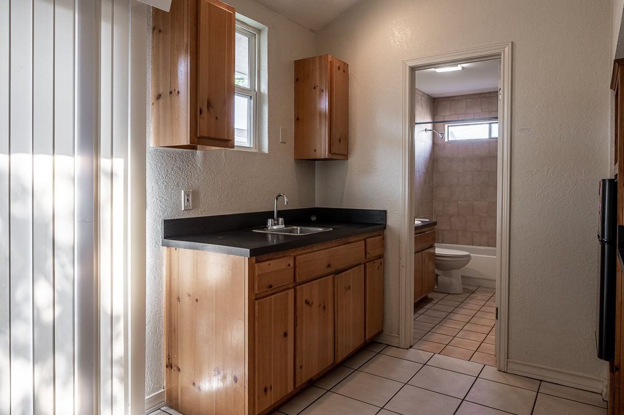 212 Miller Drive - Photo 7 of 9