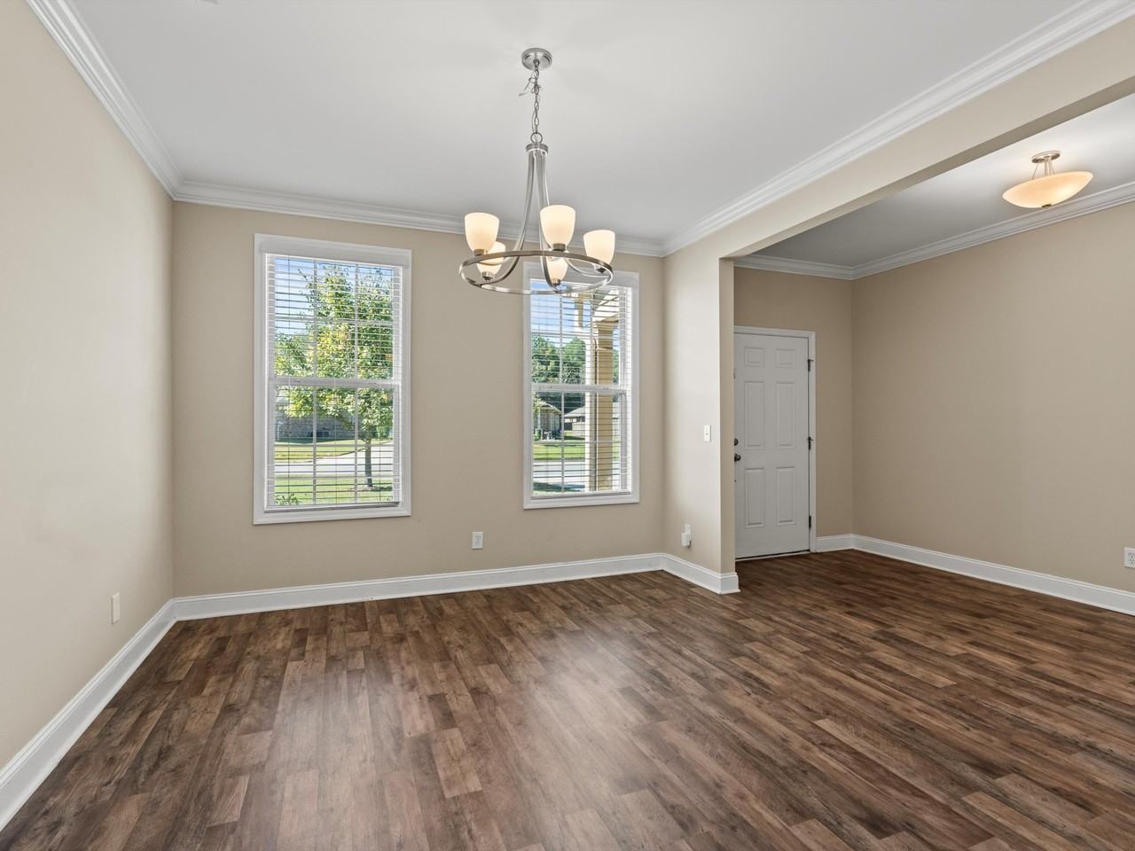 114 Summer Pointe Ln #1 - Photo 6 of 41