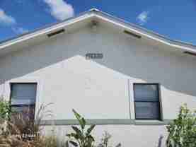 11450 Char Ann Dr Apt 4 #4 - Photo 1 of 1