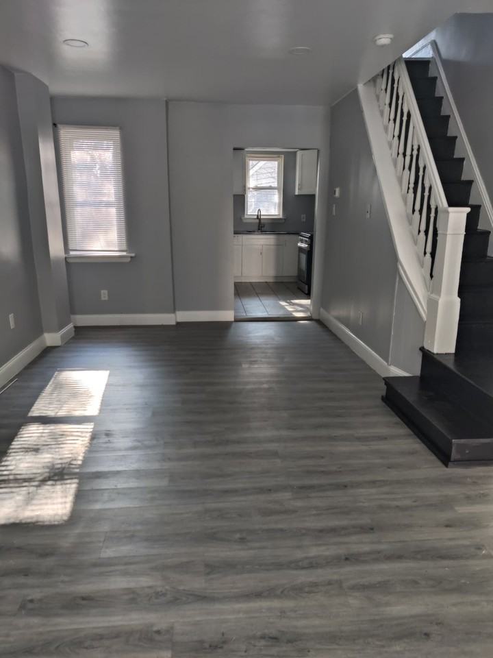 5020 Westminster Avenue #1 - Photo 4 of 13