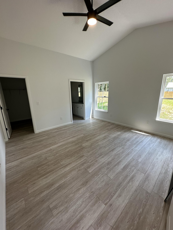 231 Monterey Ave #1 - Photo 7 of 18