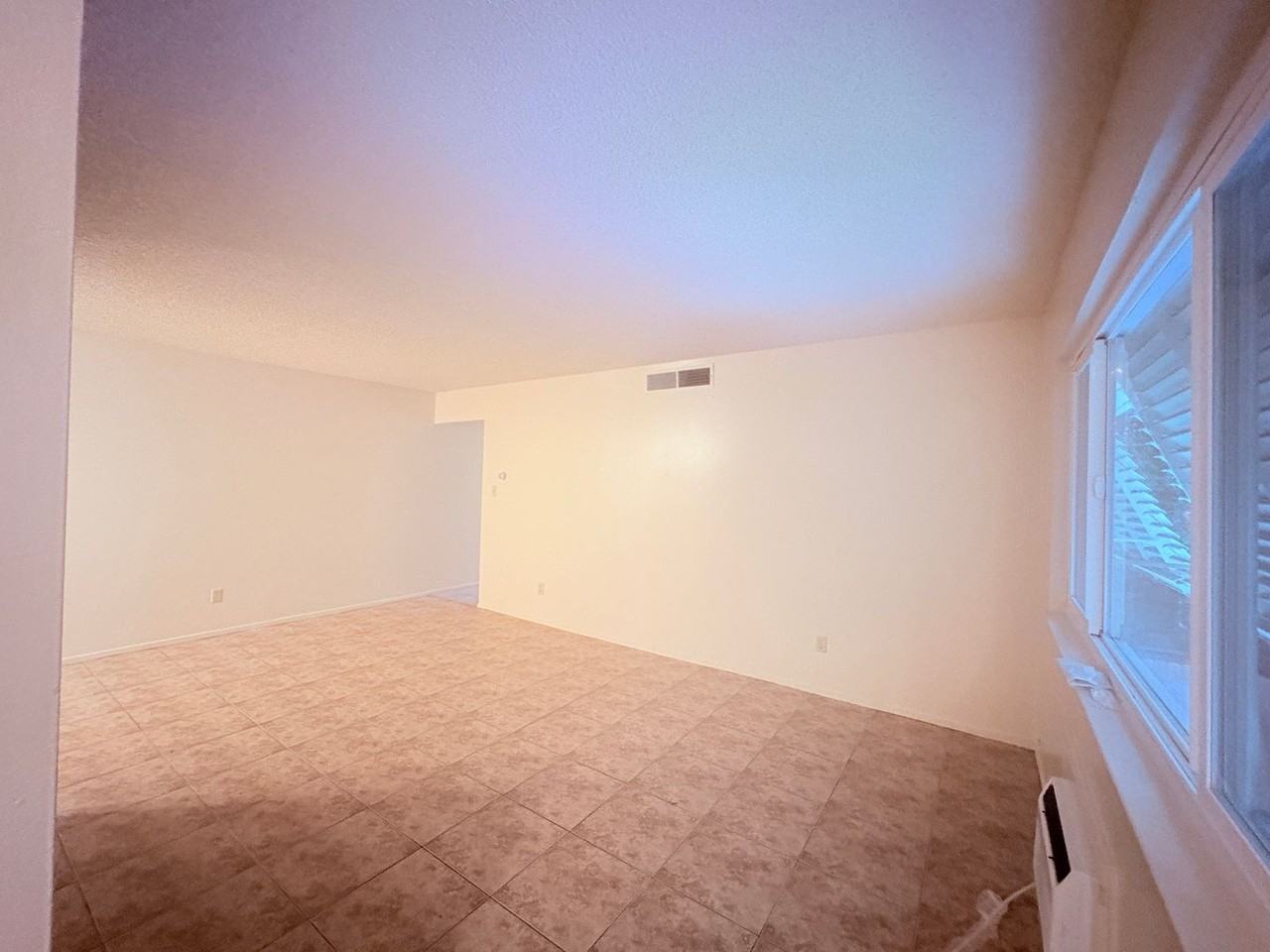 904 Dornajo Way #4 - Photo 4 of 7