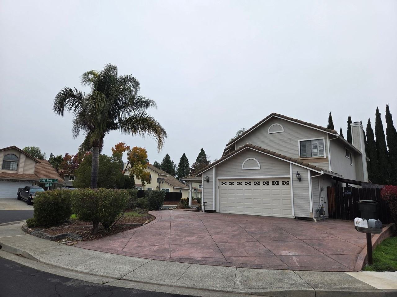 1204 Shell Court - Photo 2 of 26