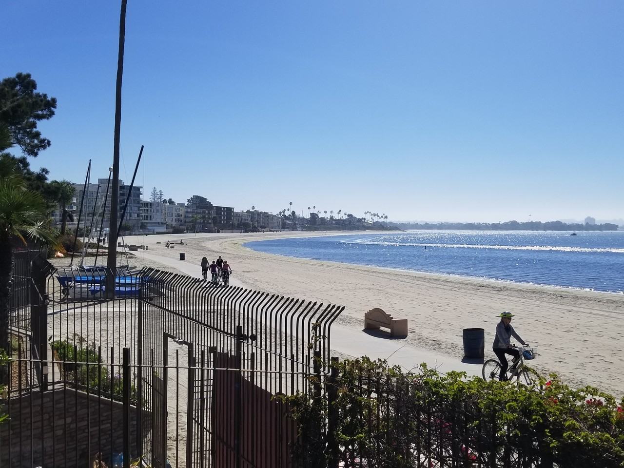 3940 Gresham Street #114 - Photo 5 of 12