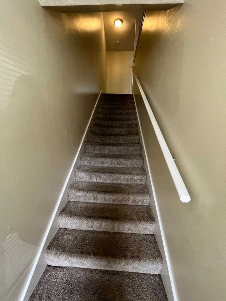 204 Johnson Court - Photo 4 of 17