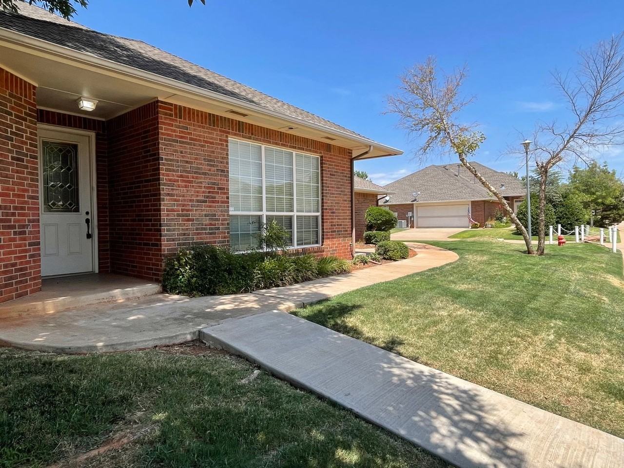 15500 Swallowtail Road - Photo 2 of 20