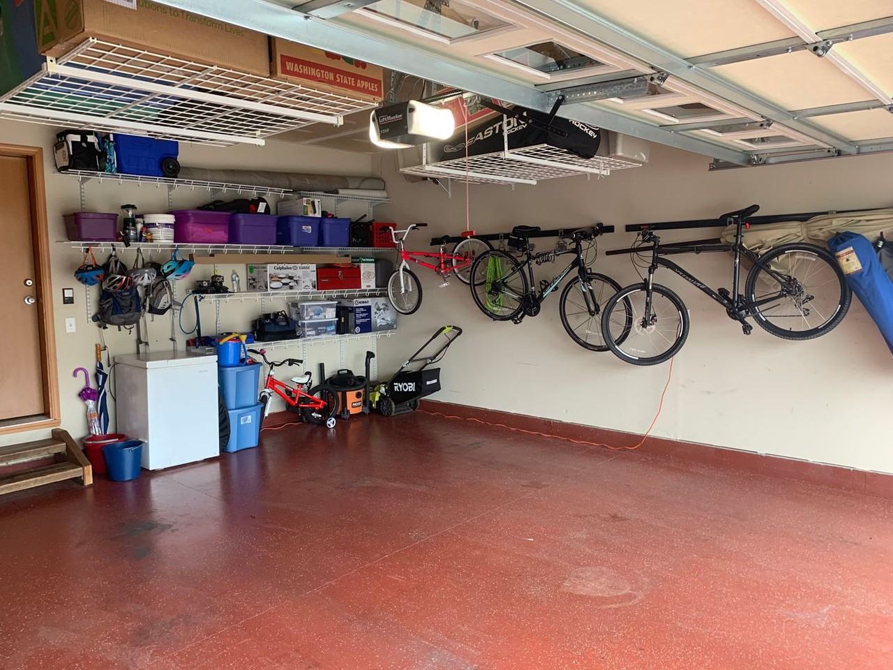 564 Northwest Oxford Place - Photo 2 of 24