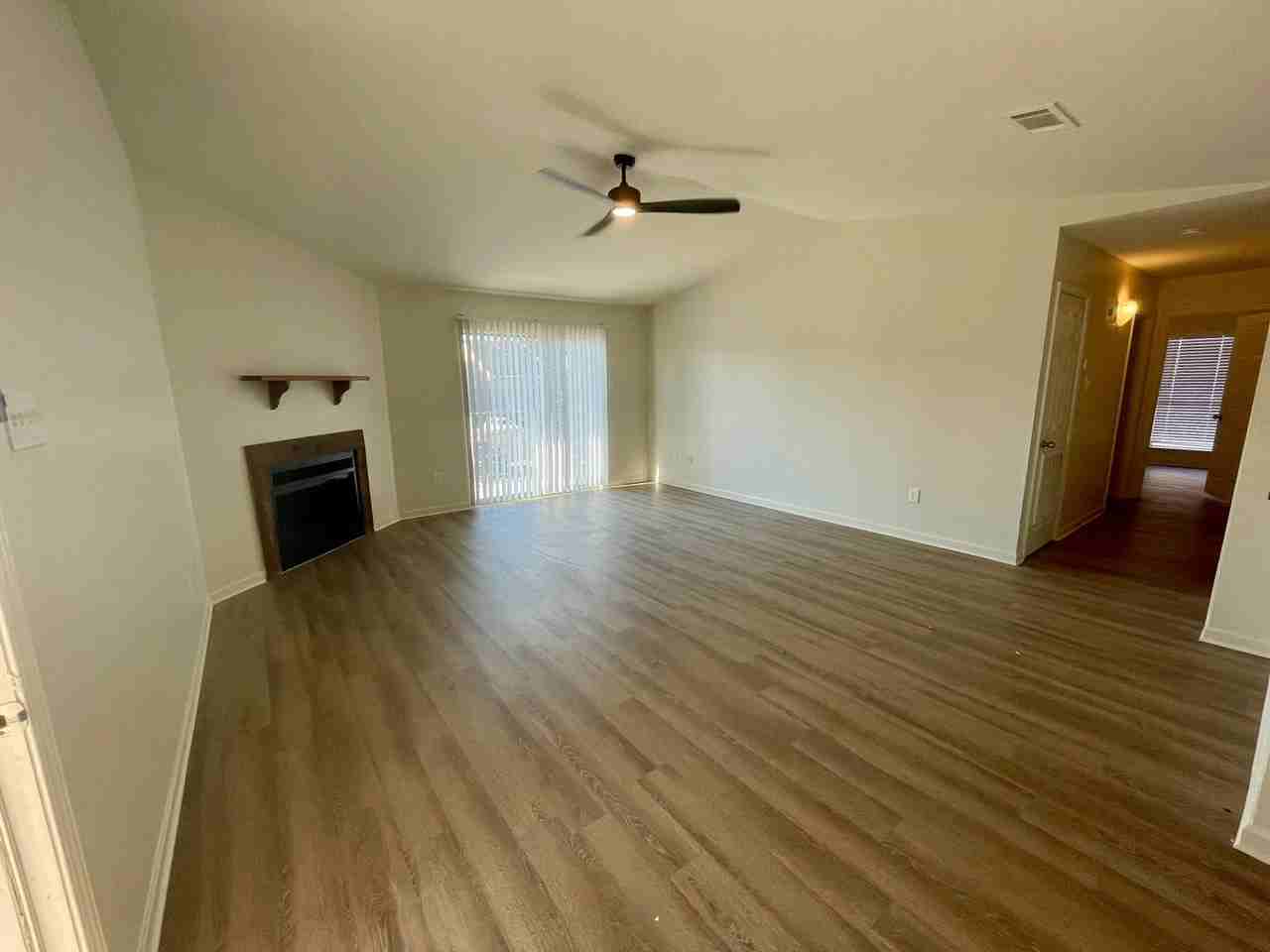 5137 Nicholson Dr Apt B30 - Photo 2 of 6