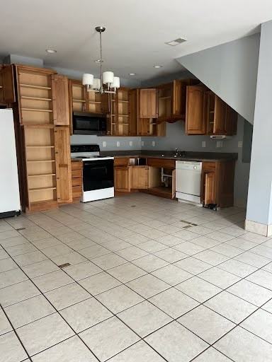 121 West Ashland Avenue #121 - Photo 2 of 3