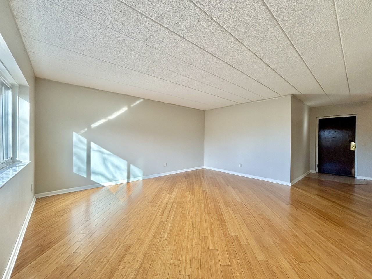 1088 Greentree Road #301 - Photo 3 of 8