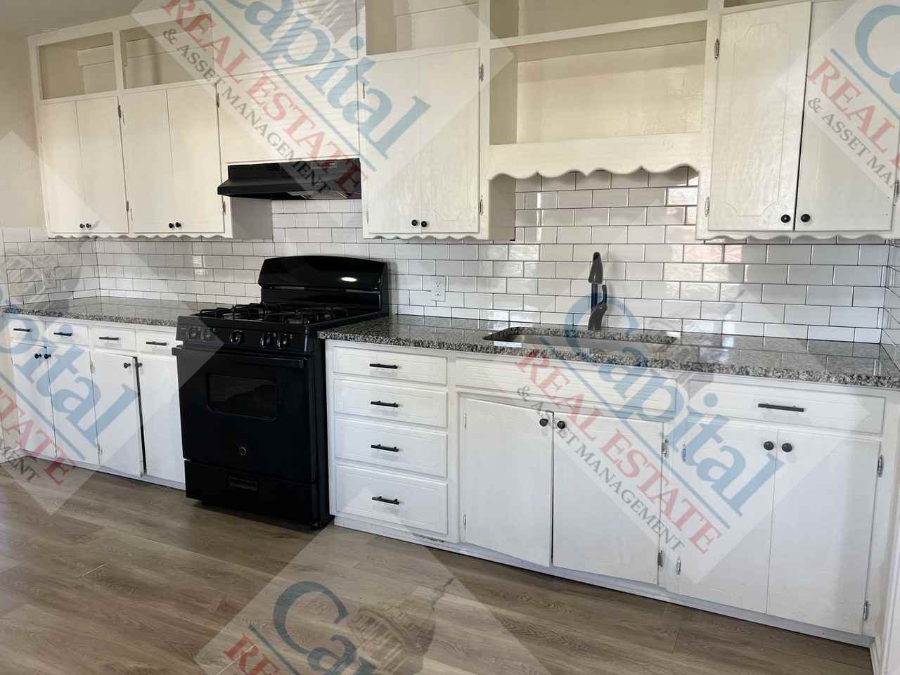 530 East Boeing Drive - Photo 7 of 31