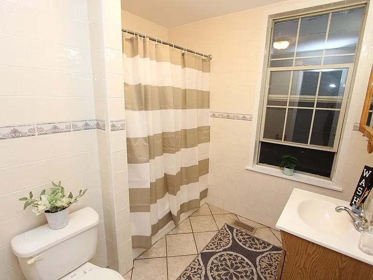 235 Spahr Street #235 - Photo 6 of 11