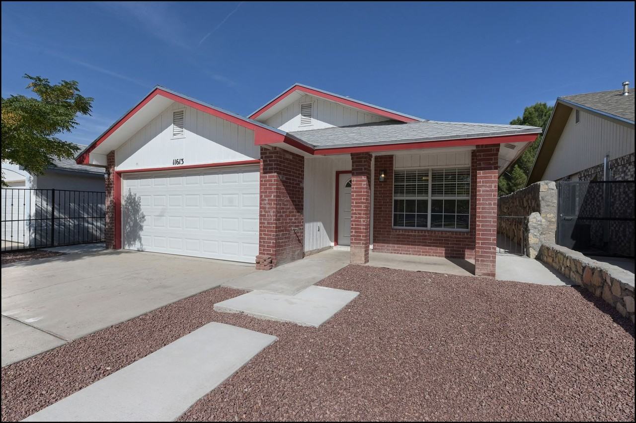 11613 Bell Tower Drive - Photo 3 of 37